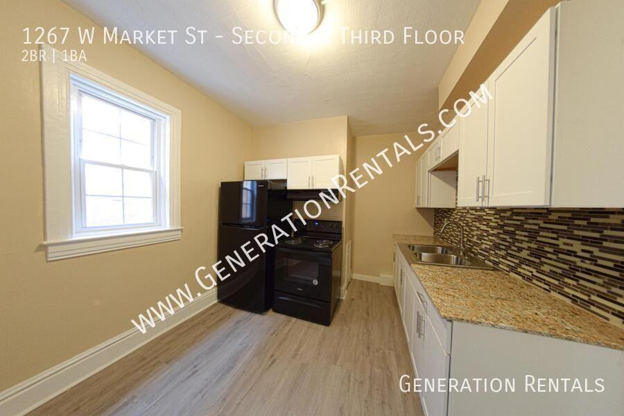 1267 W Market St #2nd3rdFL - Photo 2 of 12