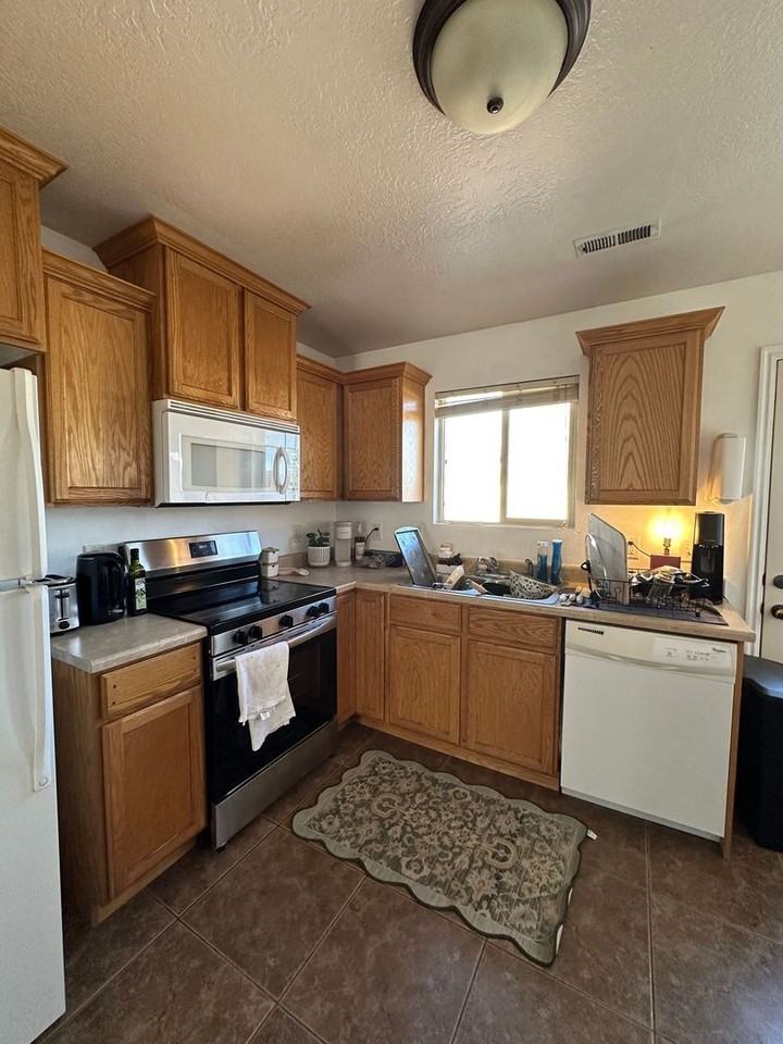 4220 W 25 N - Photo 6 of 6