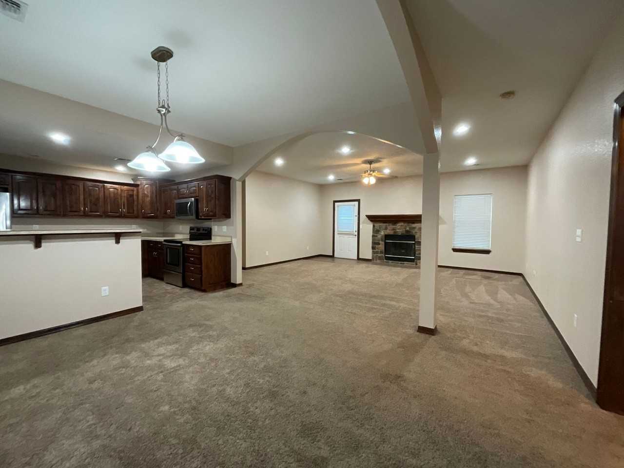 1301 April Xing - Photo 2 of 18