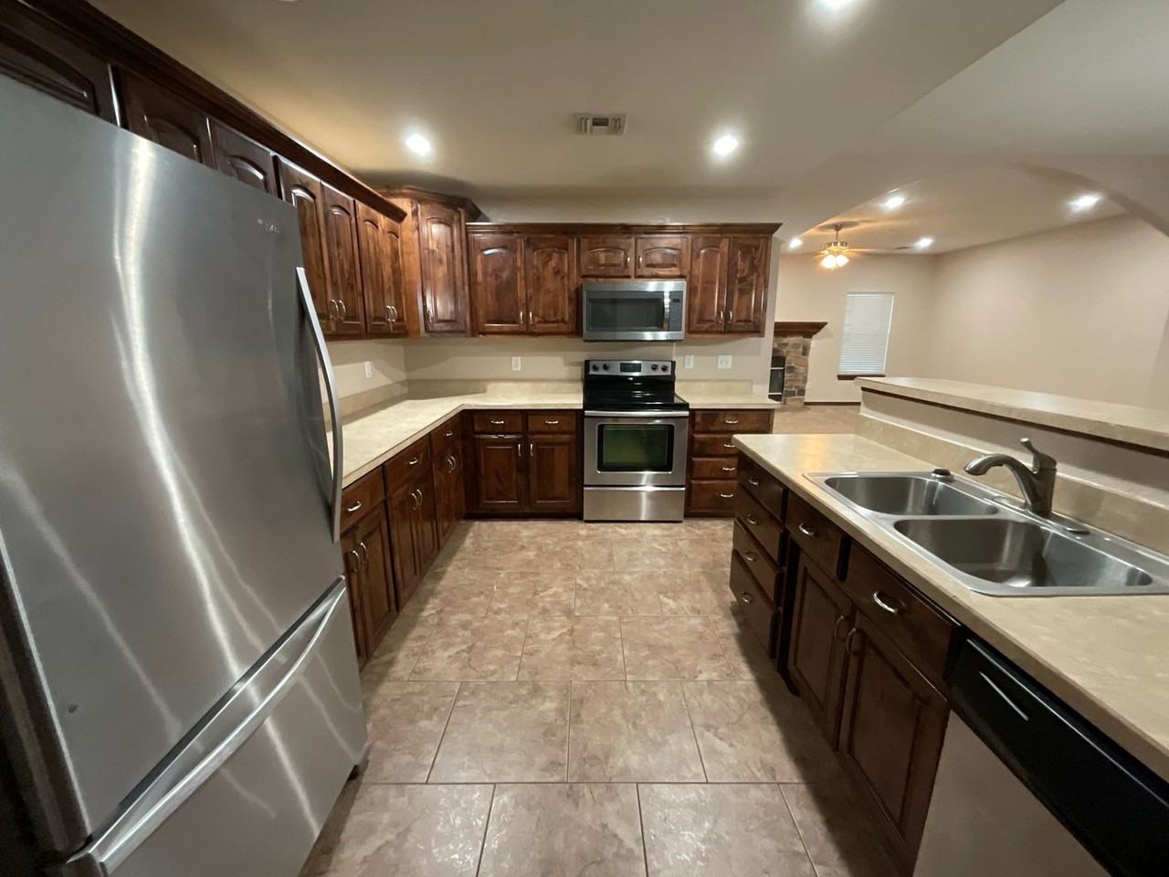 1301 April Xing - Photo 4 of 18