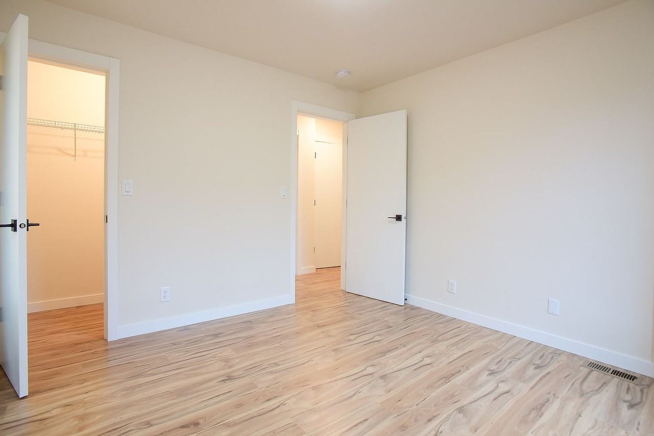 8307 13th Ave Nw - Photo 7 of 26