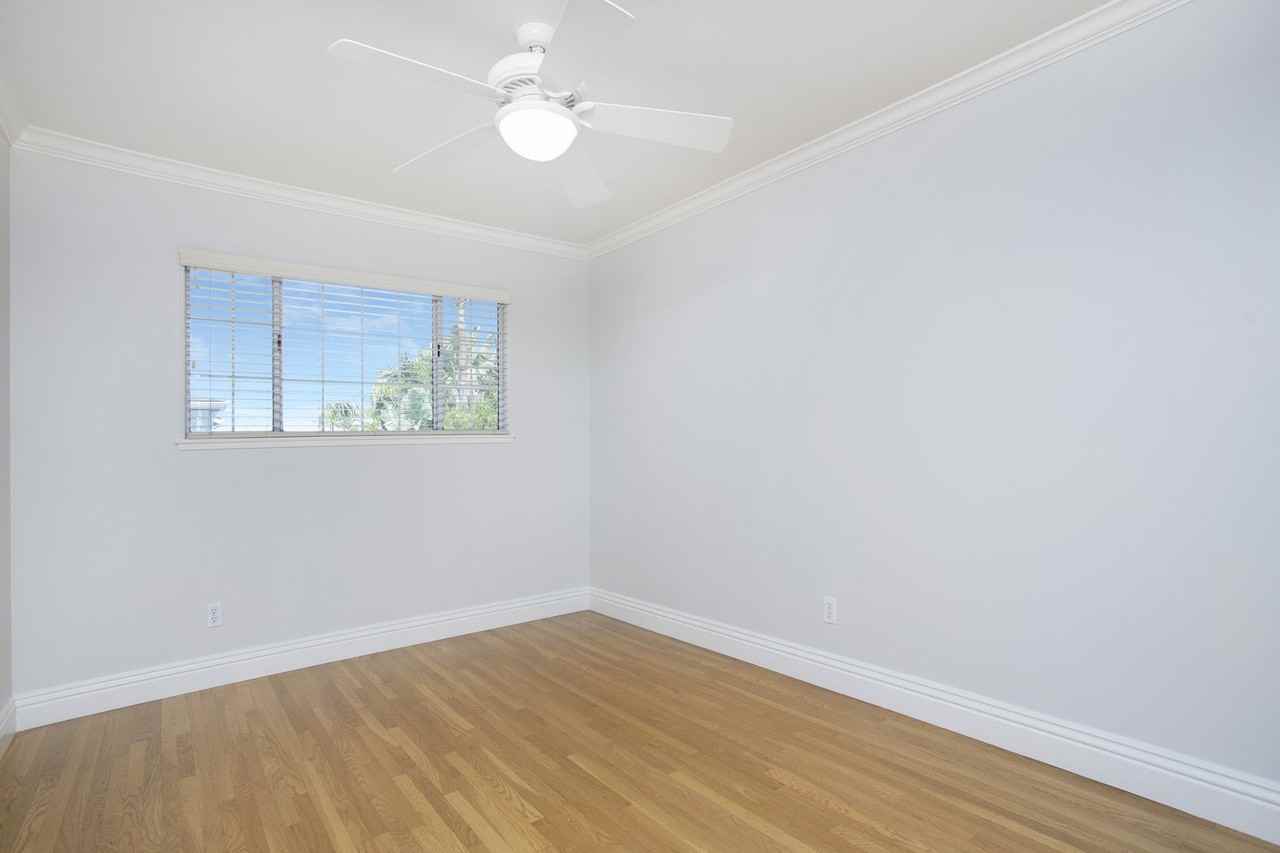 9091 Aloha Dr - Photo 6 of 25