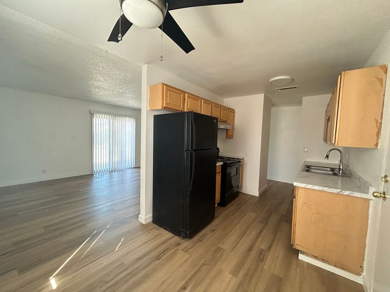 2605 Tuskegee St - Photo 4 of 15