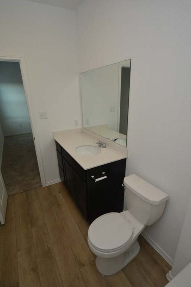 404 Bass Dr - Photo 5 of 36