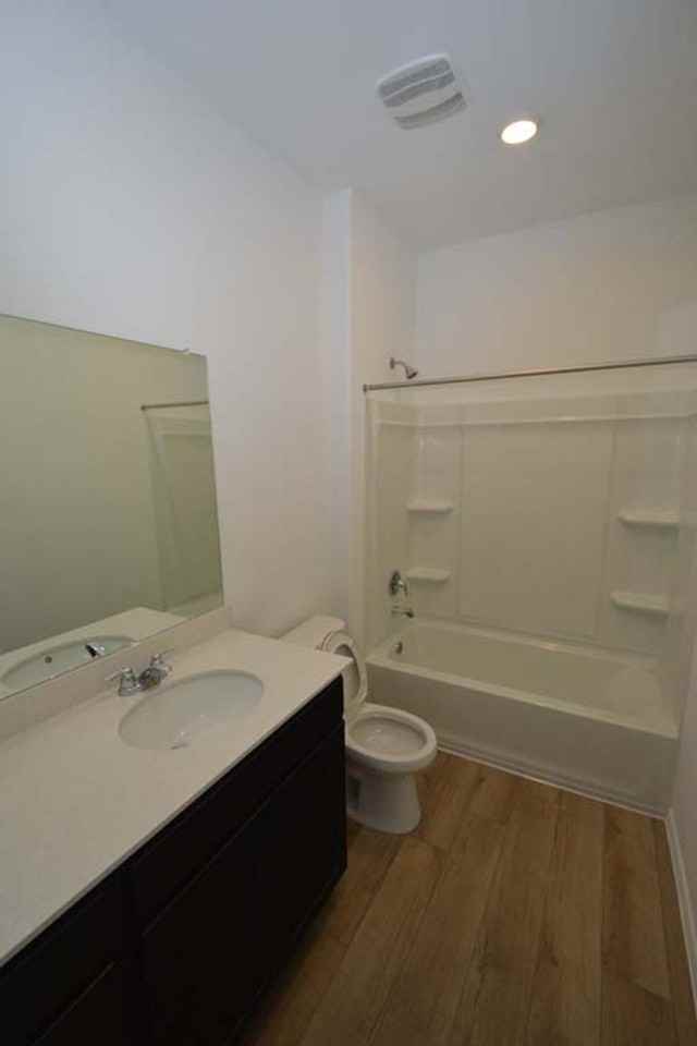 404 Bass Dr - Photo 6 of 36