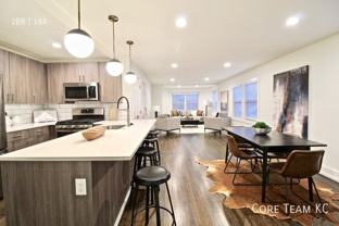 4325 Roanoke Pkwy - Photo 1 of 1