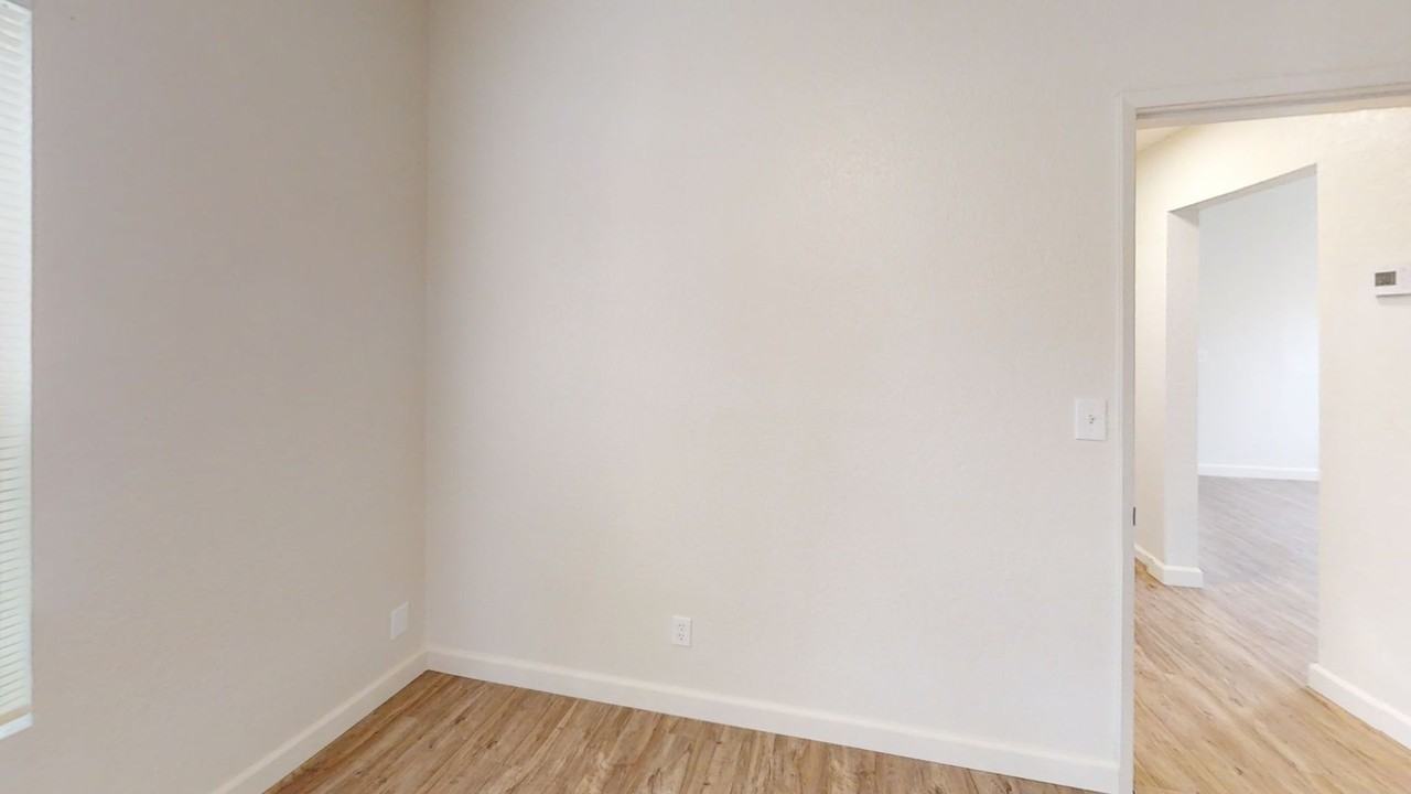 10752 E Chico Ave - Photo 3 of 17