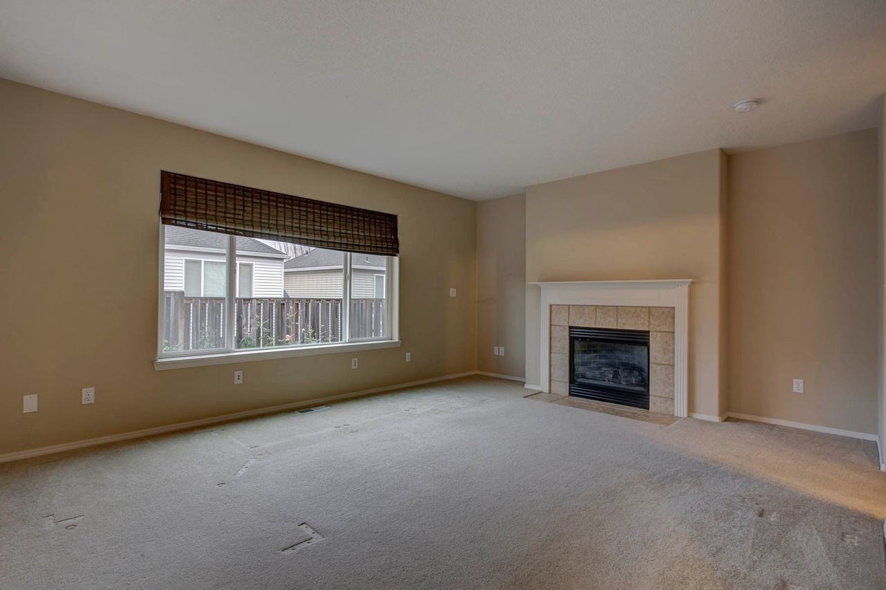 4253 Nw Diamondback Dr - Photo 7 of 35