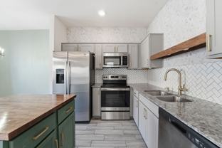 2146 W Harmont Dr - Photo 1 of 1