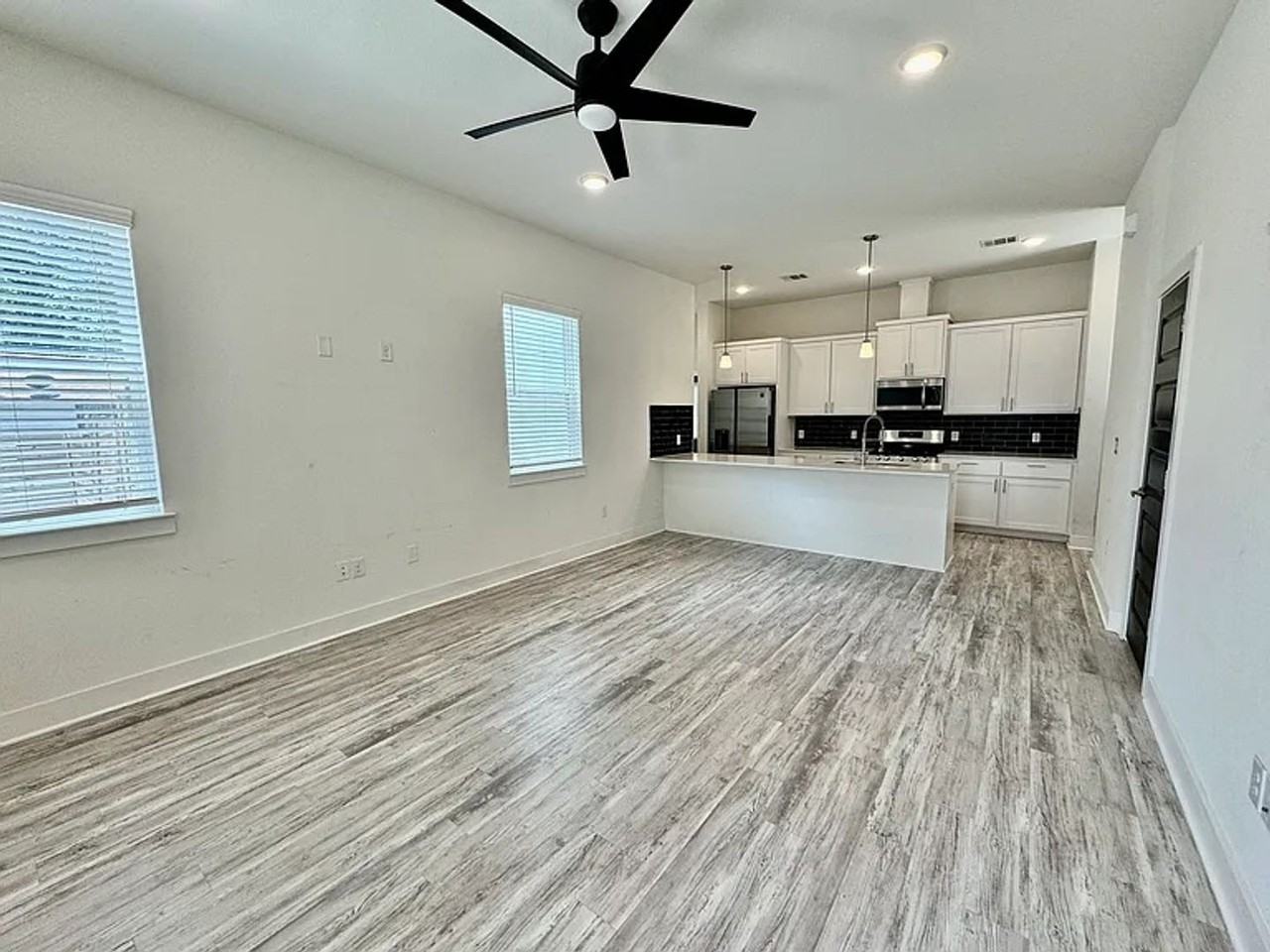 1006 Vargas Rd #A - Photo 2 of 22