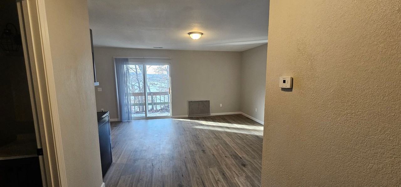 316 Scarsdale Cir Apt 2b - Photo 6 of 16