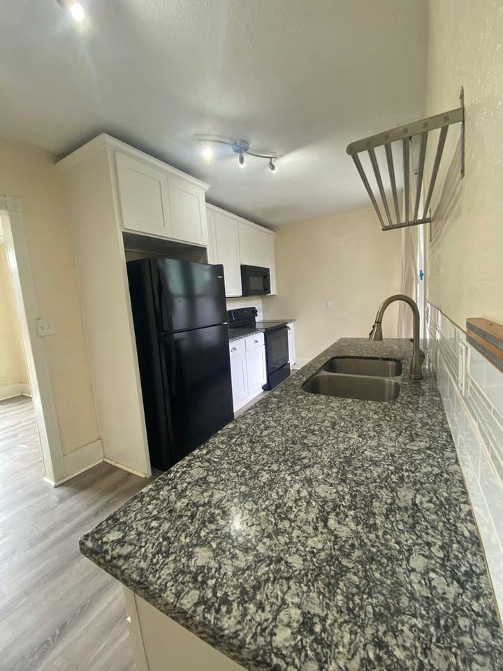 Tacoma Street Apartments - Photo 2 of 9