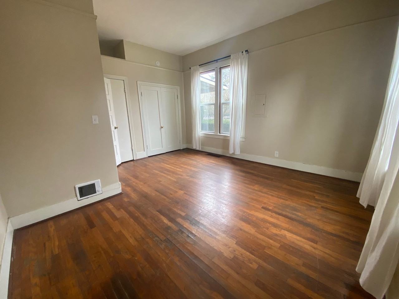 Tacoma Street Apartments - Photo 7 of 9