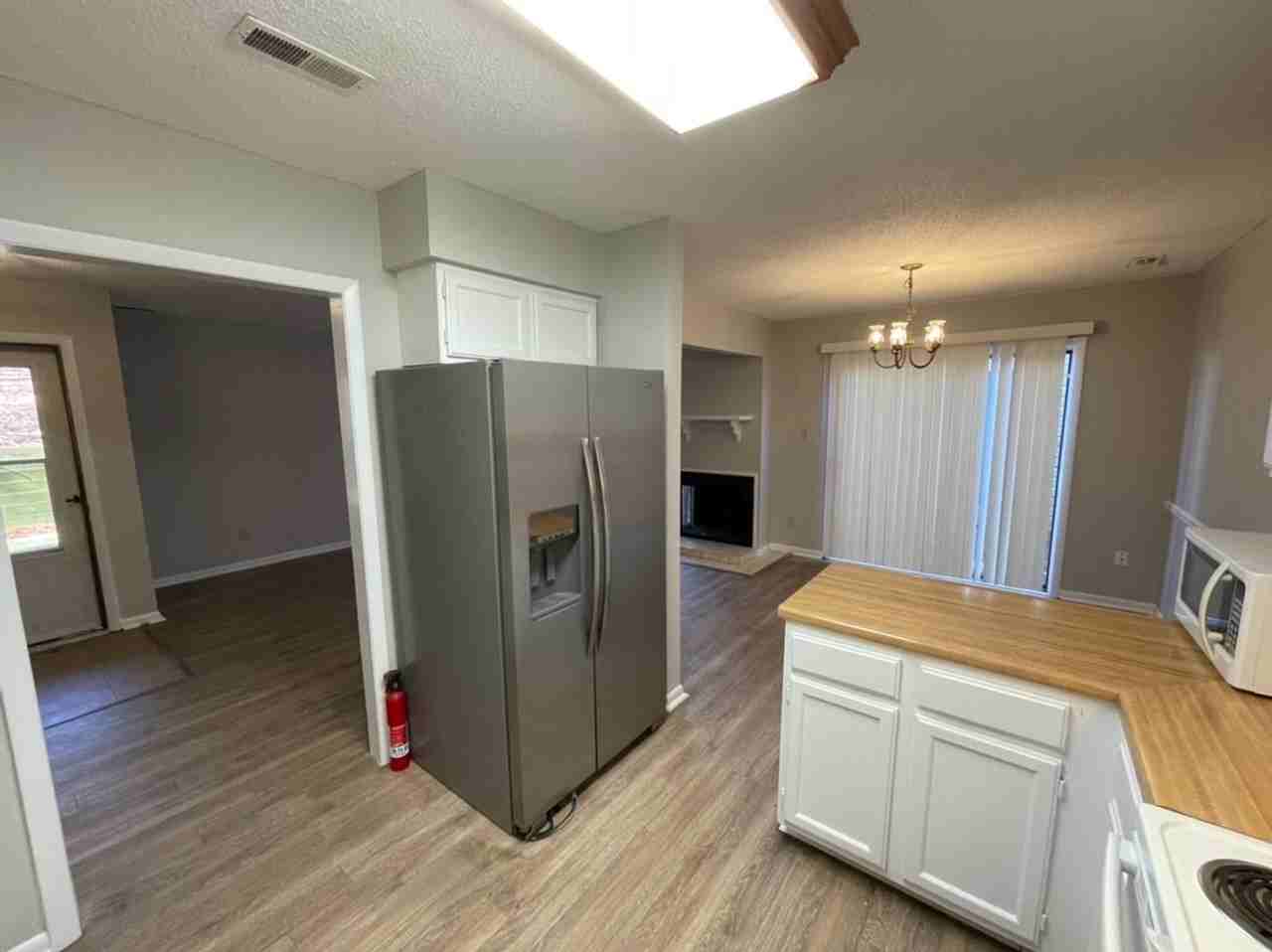 4716 Walden Pond Dr #B - Photo 7 of 14