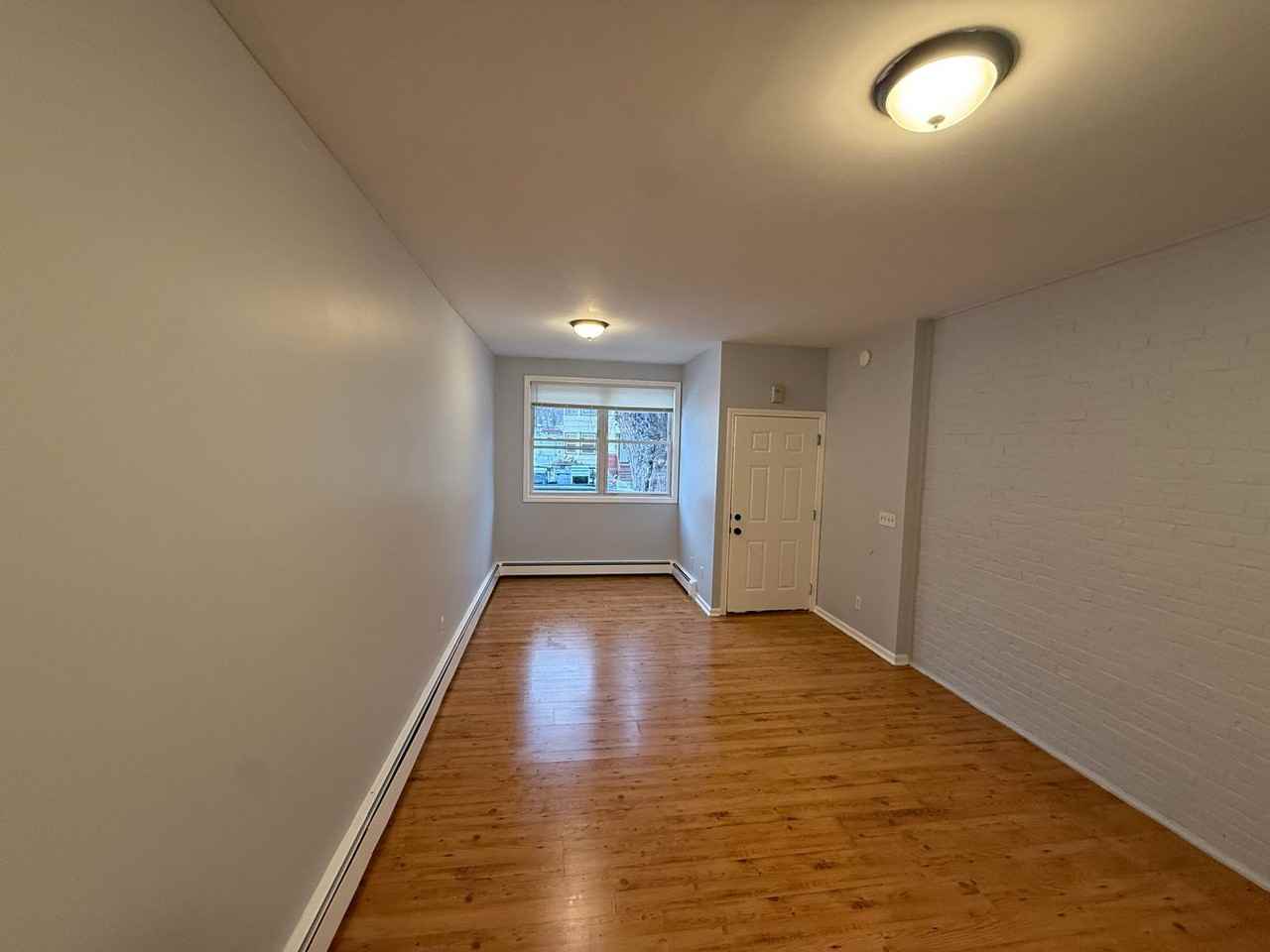 178 S Whitney St - Photo 2 of 9