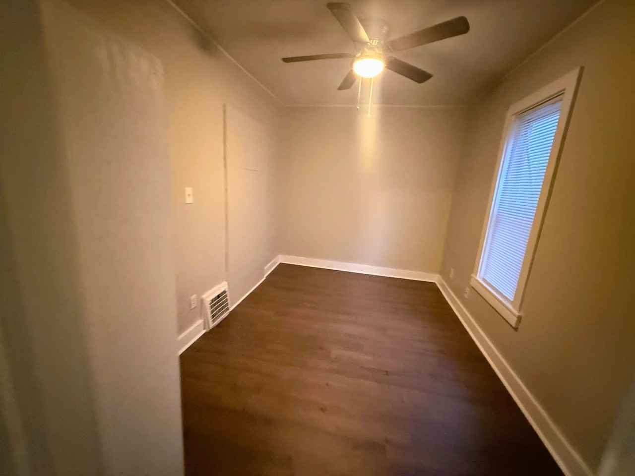 689 Kling St - Photo 7 of 20