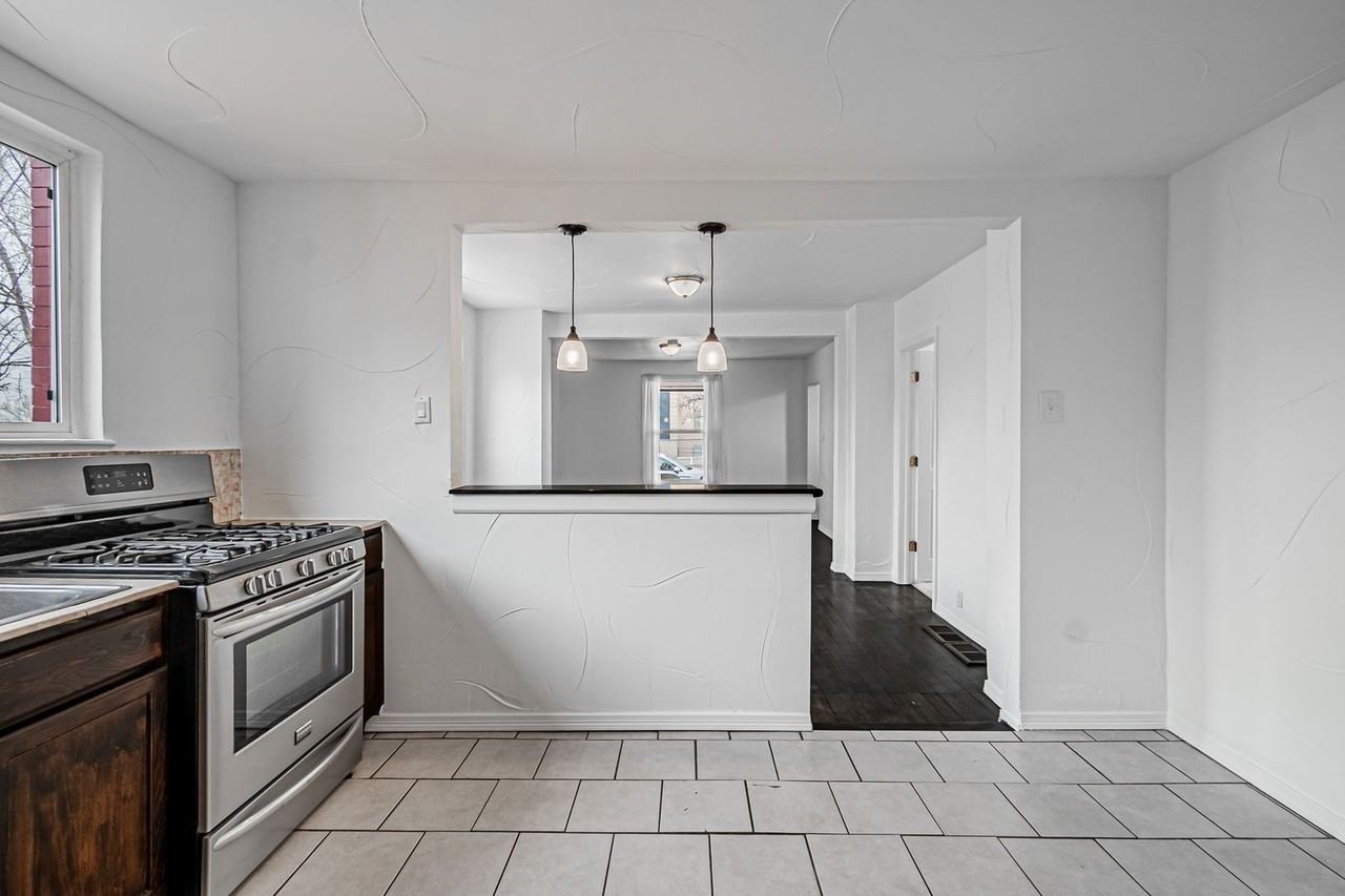 2641 W 12th Ave - Photo 5 of 30