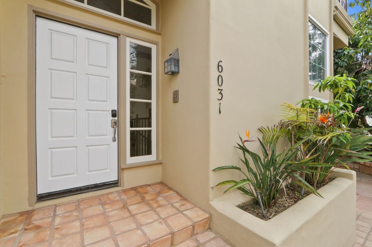 6031 Shadowbrook Cir - Photo 2 of 25