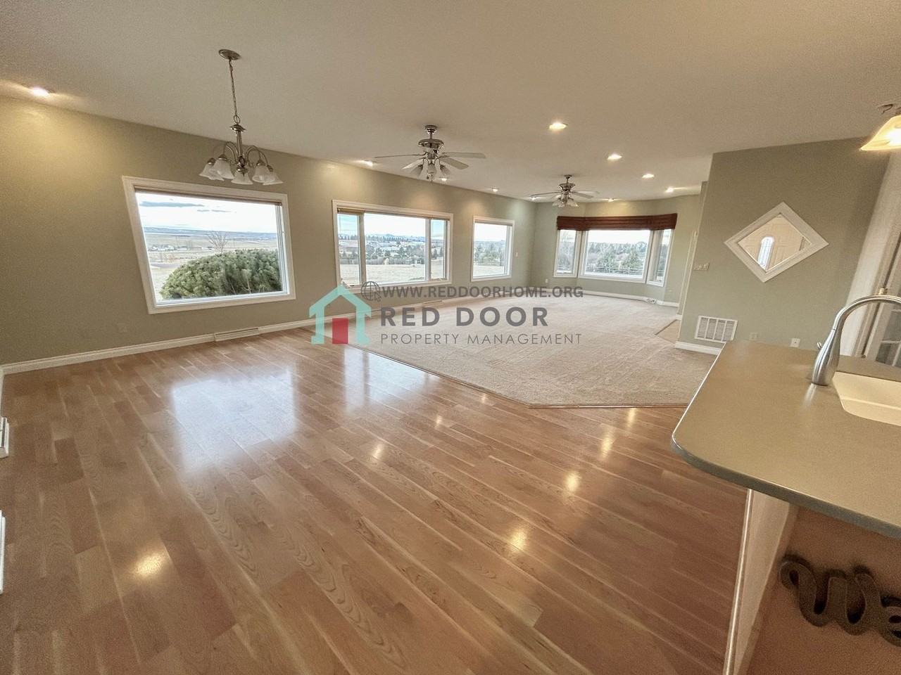 2501 29th St S - Photo 3 of 20