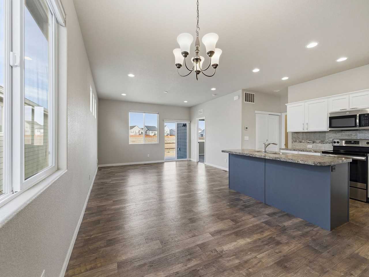 3125 Thorn Cir - Photo 3 of 21