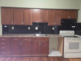 featured image of 103 S Madison St