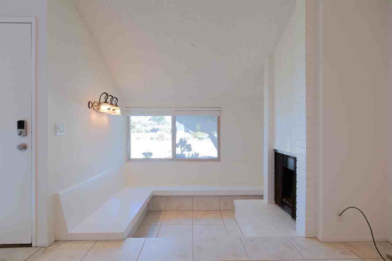 3221 Harbor Blvd - Photo 4 of 27