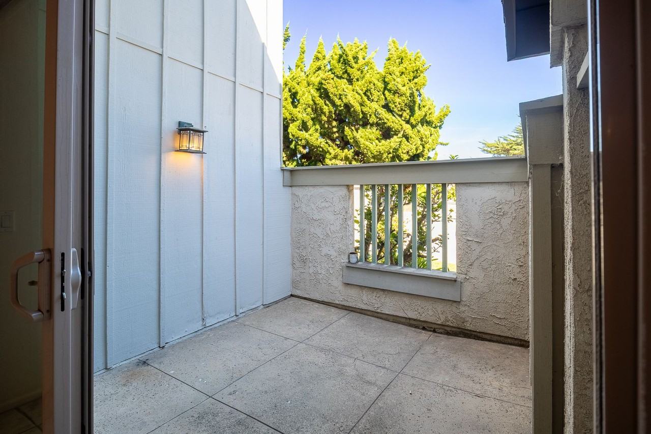 3221 Harbor Blvd - Photo 7 of 27