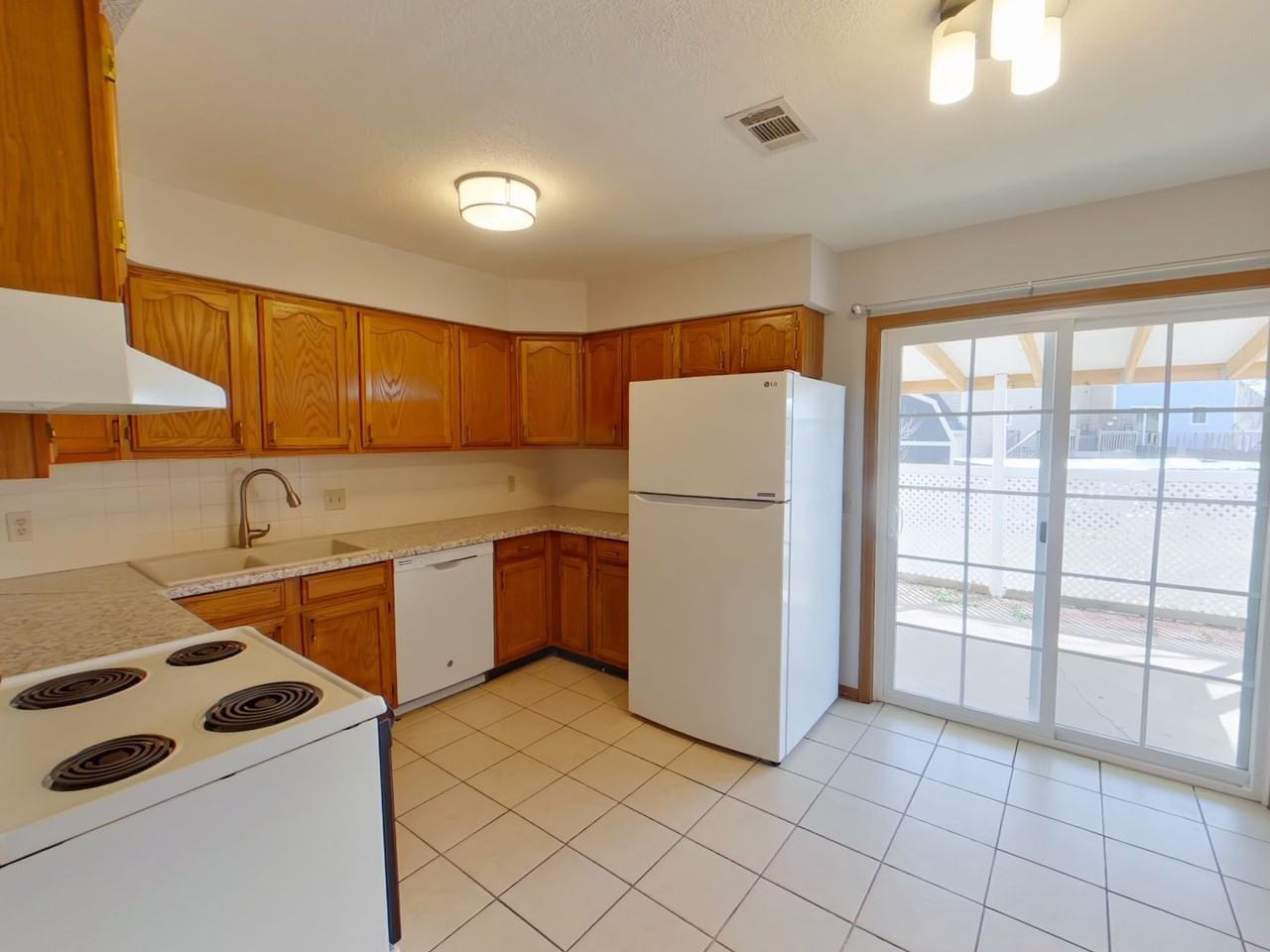 812 N Sumac Rd #812 - Photo 3 of 12