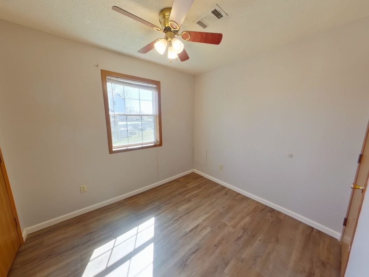 812 N Sumac Rd #812 - Photo 4 of 12