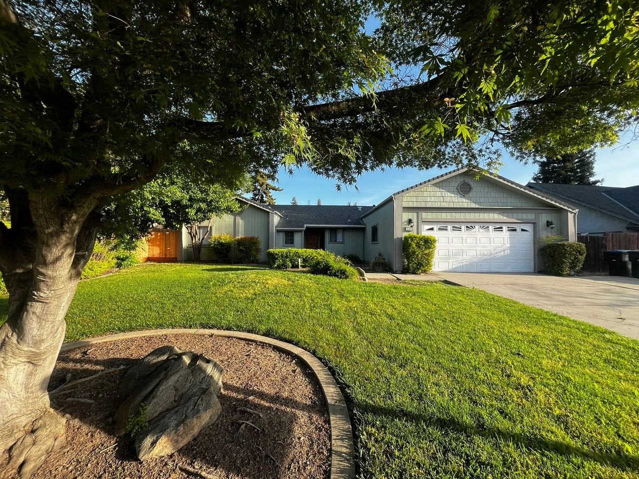 3142 E Race Ave - Photo 2 of 14