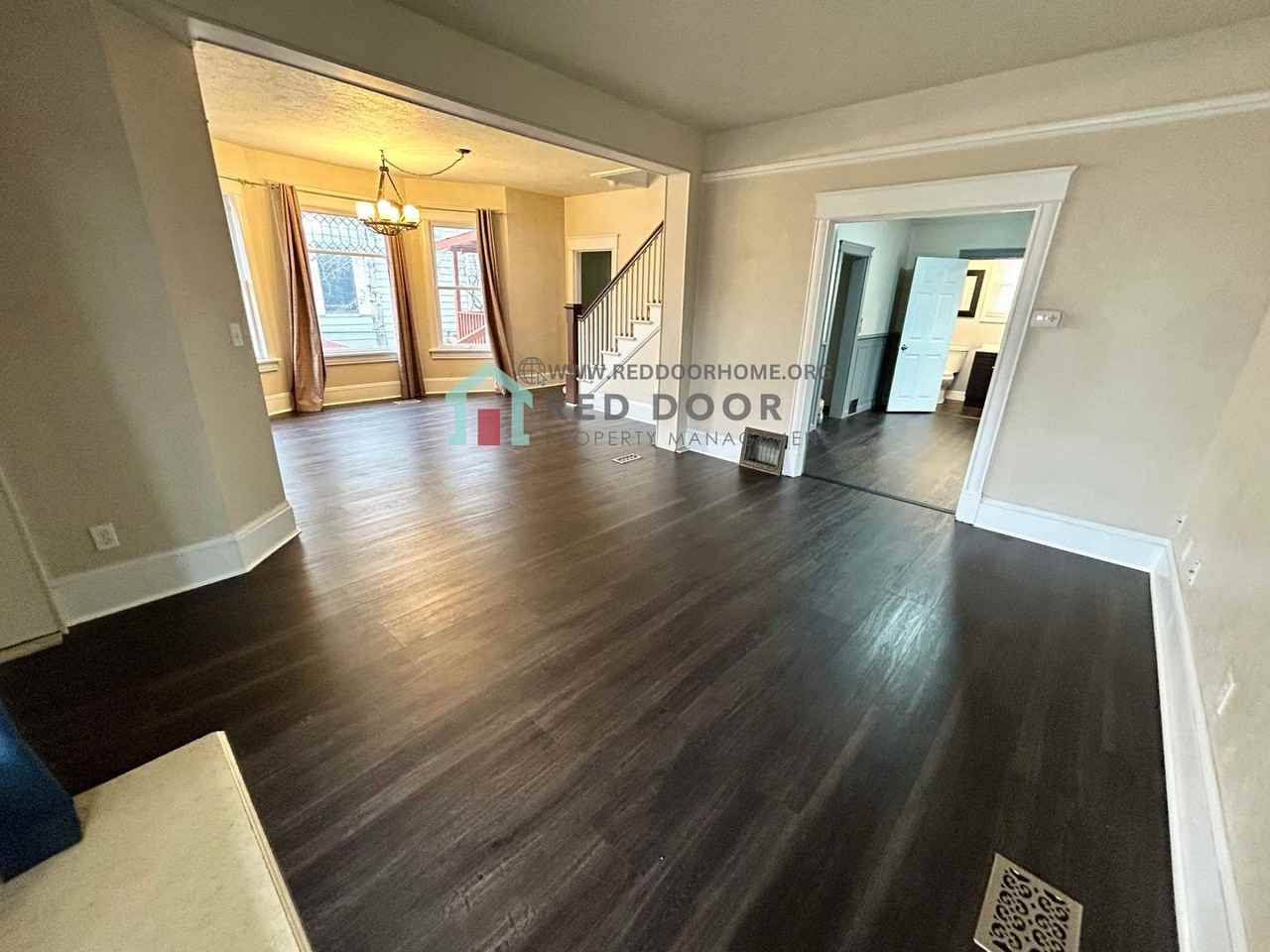 1720 7th Ave N - Photo 4 of 19