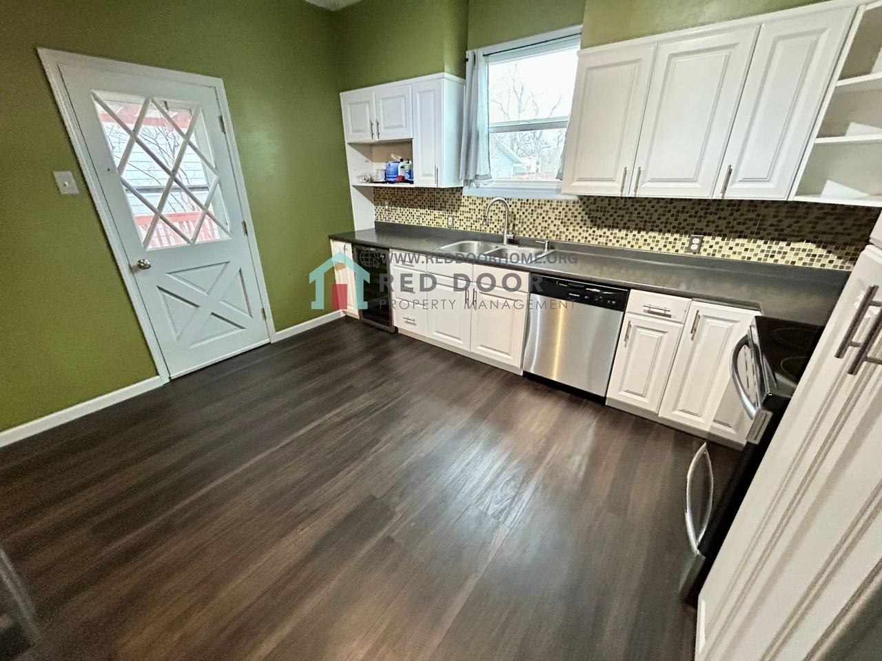 1720 7th Ave N - Photo 7 of 19