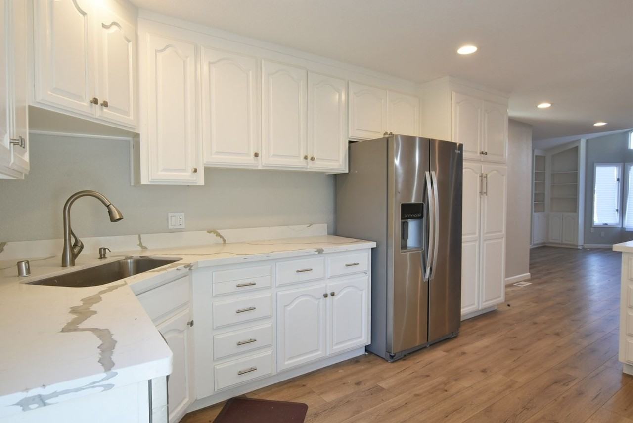 5032 Severance Dr - Photo 2 of 19