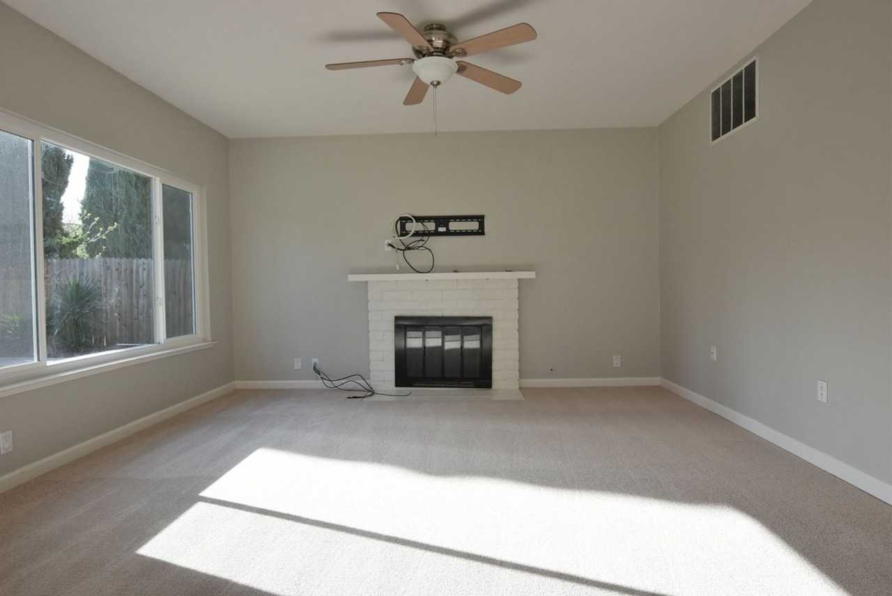 5032 Severance Dr - Photo 7 of 19