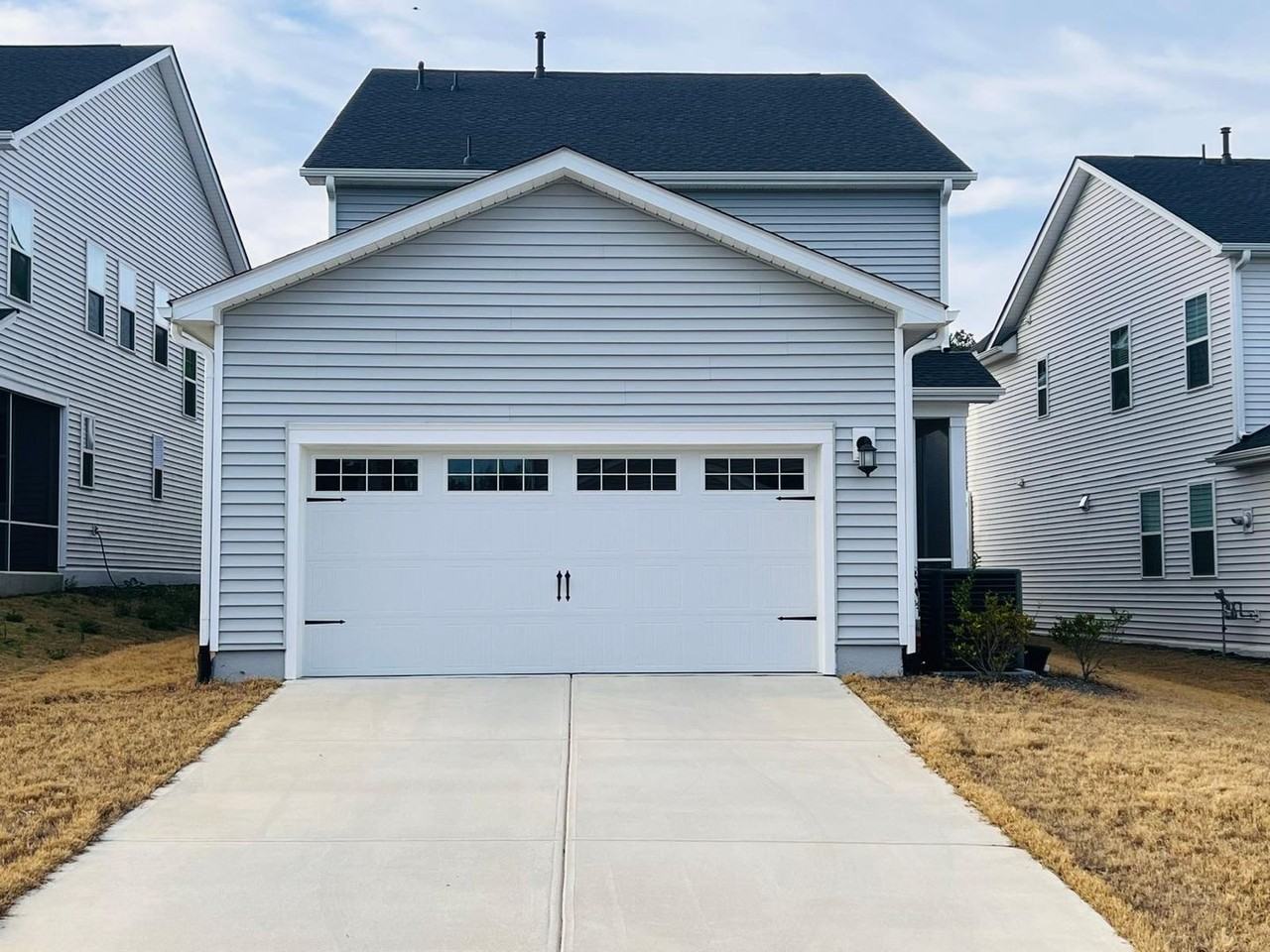 142 Sea Cave Ln - Photo 2 of 26