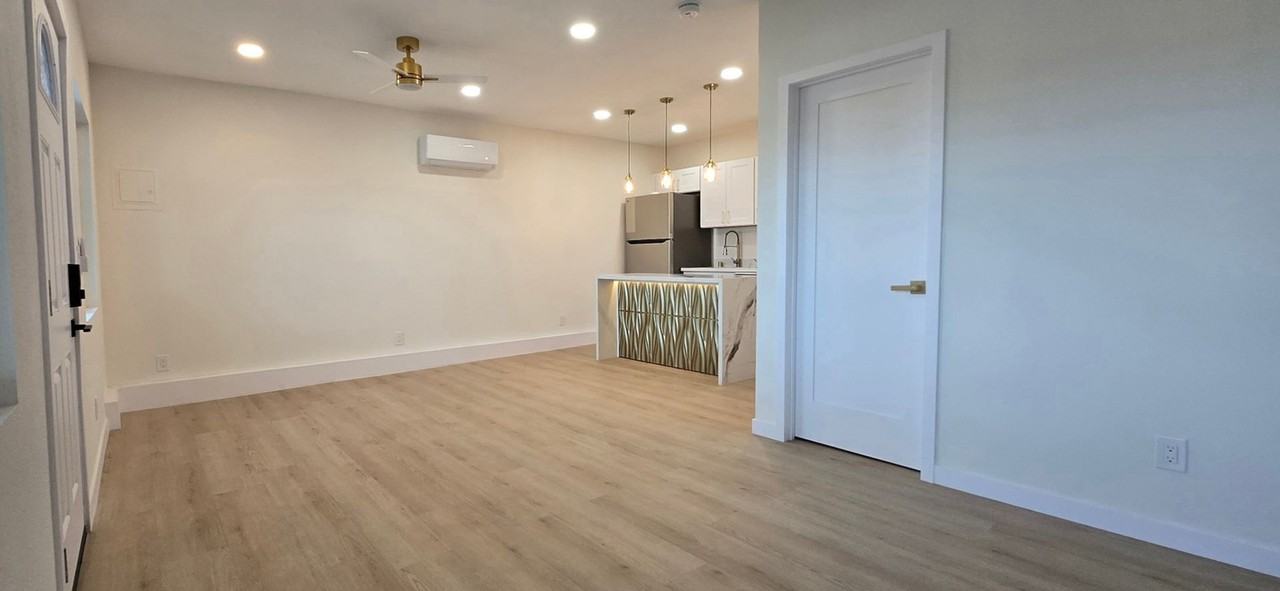 621 Starstone Dr - Photo 2 of 13