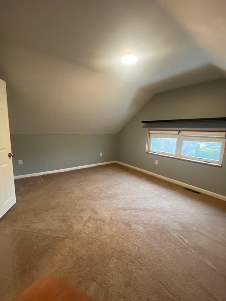 233 S State Rd - Photo 3 of 46