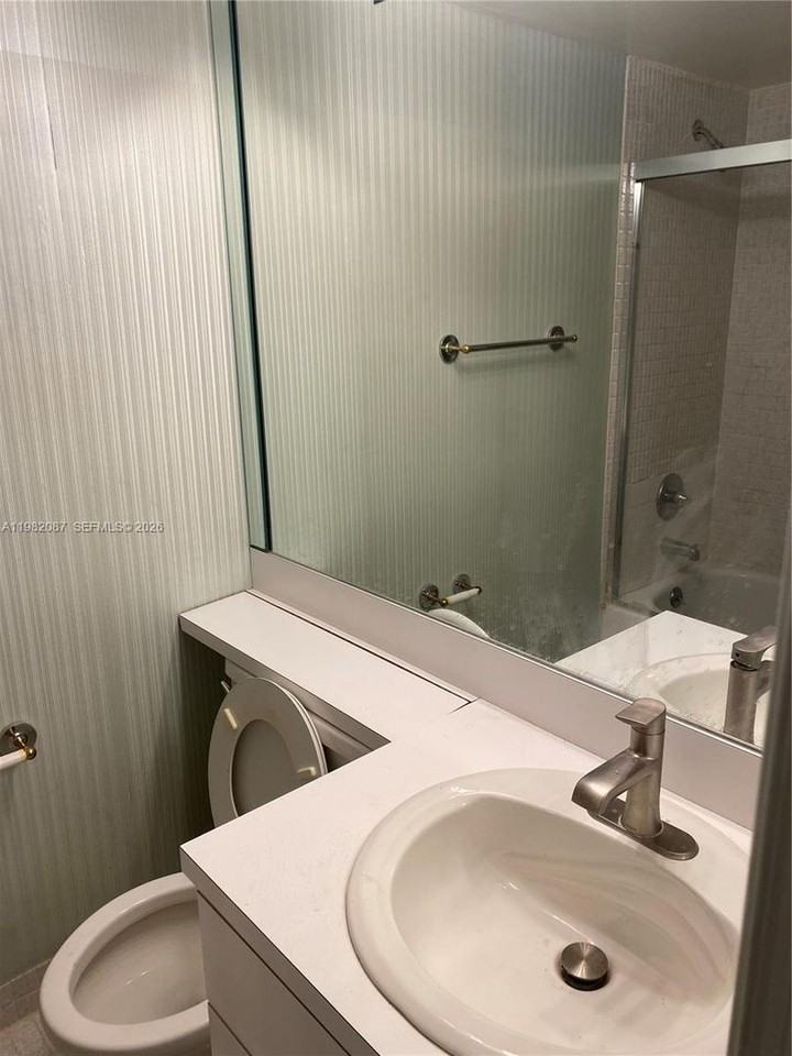 1951 Atlantic Shores Blvd #20 - Photo 3 of 12