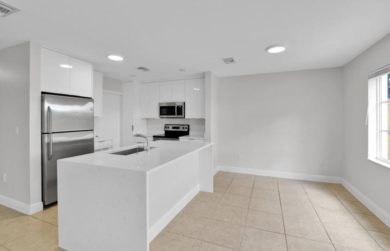 6599 Old Farm Trl - Photo 2 of 26