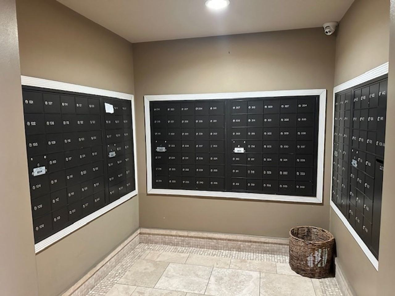 620 S Gramercy Pl #221 - Photo 6 of 22