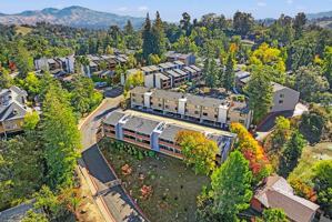 featured image of 1076 Carol Ln