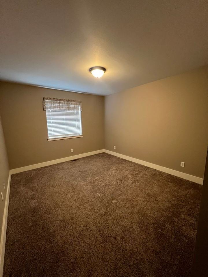 4305 Berkshire Rd - Photo 6 of 16