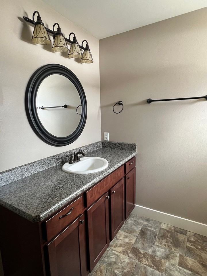 4305 Berkshire Rd - Photo 7 of 16