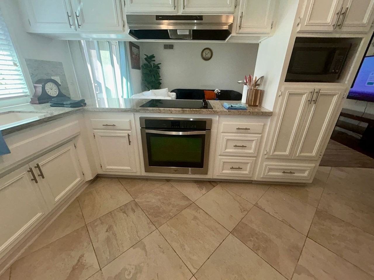 1660 W Sallie Ln - Photo 7 of 44