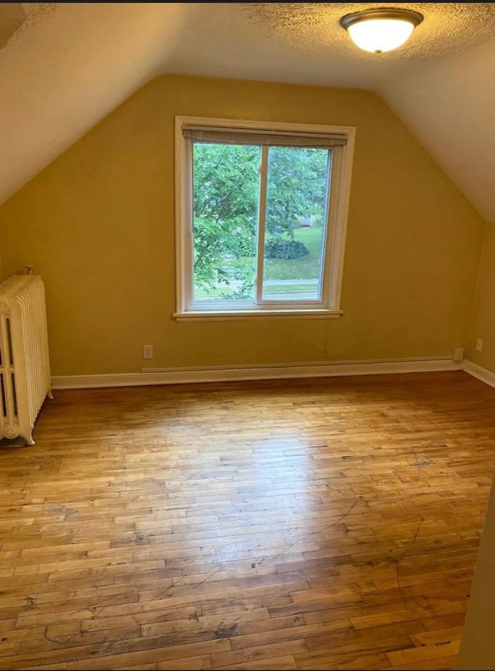 272 George St W - Photo 2 of 18