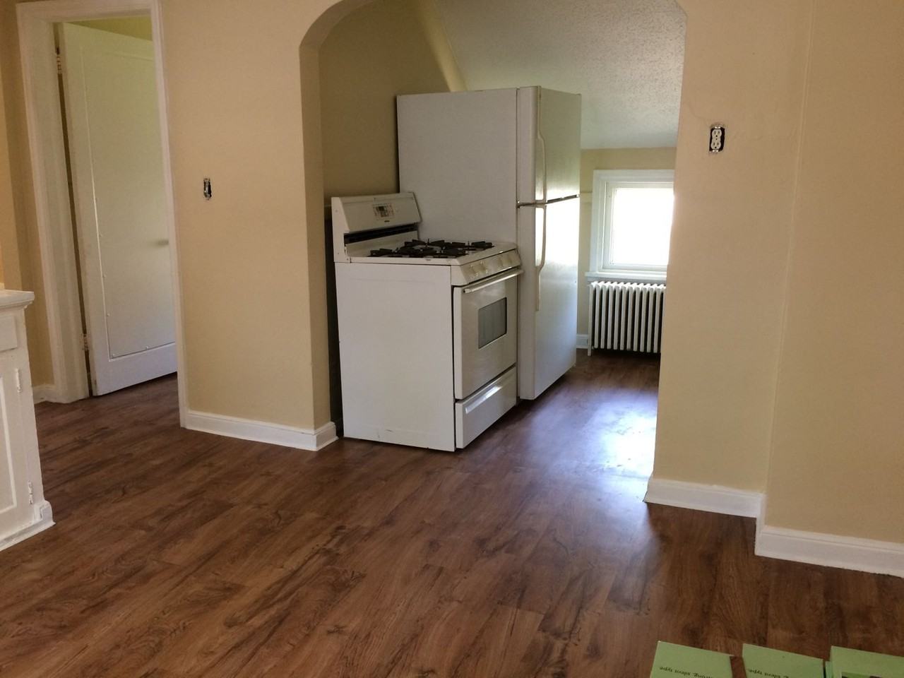 272 George St W - Photo 5 of 18