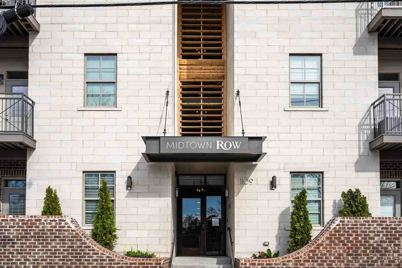 Midtown Row Apartments - Photo 2 of 29