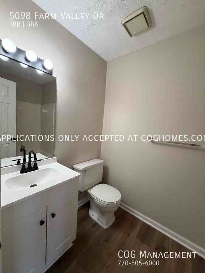 5098 Farm Valley Dr Ne - Photo 7 of 11