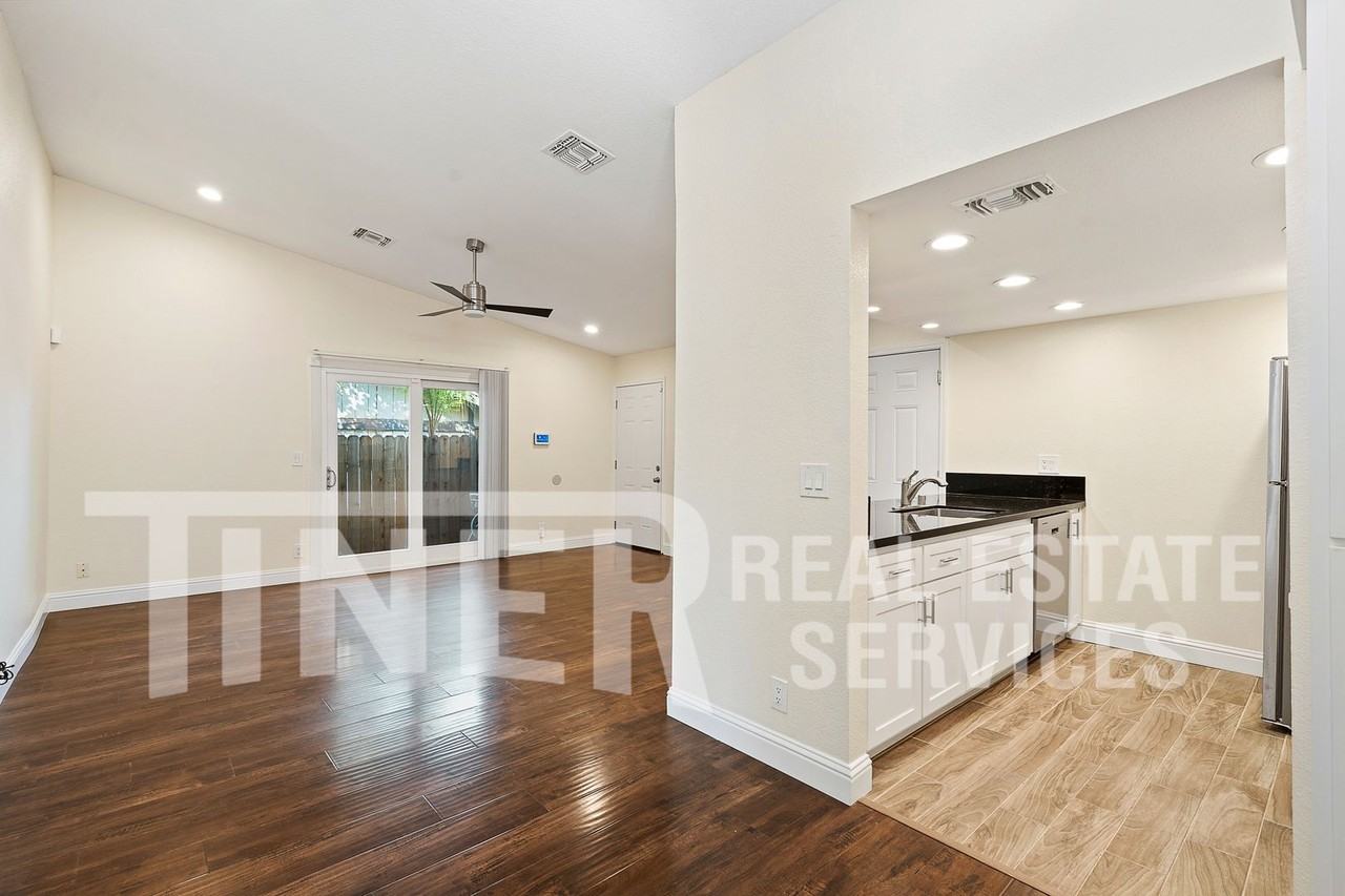 3544 Treleaven Ct - Photo 2 of 23