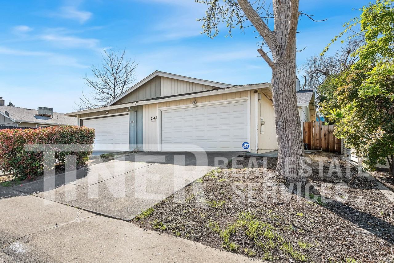 3544 Treleaven Ct - Photo 5 of 23